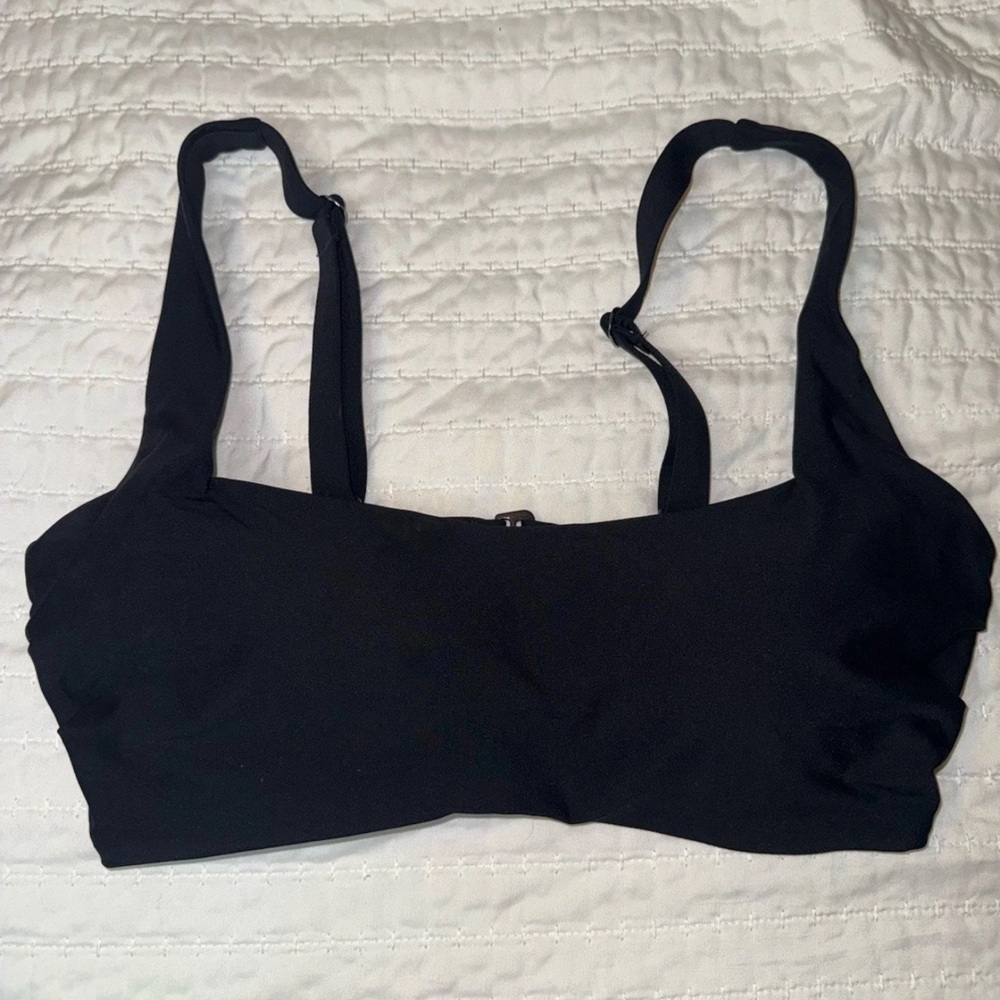 Athletica 36 B/C Black Square Neck Bikini Top Women’s